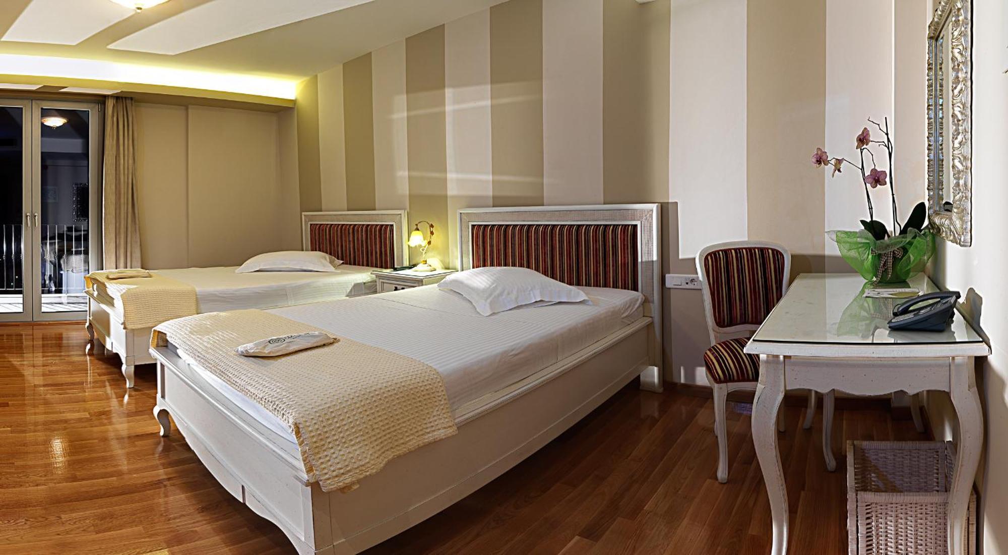Hondos Classic Hotel & Spa Nestani Quarto foto